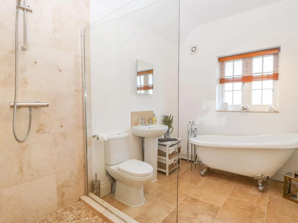 Tuft House Vila York